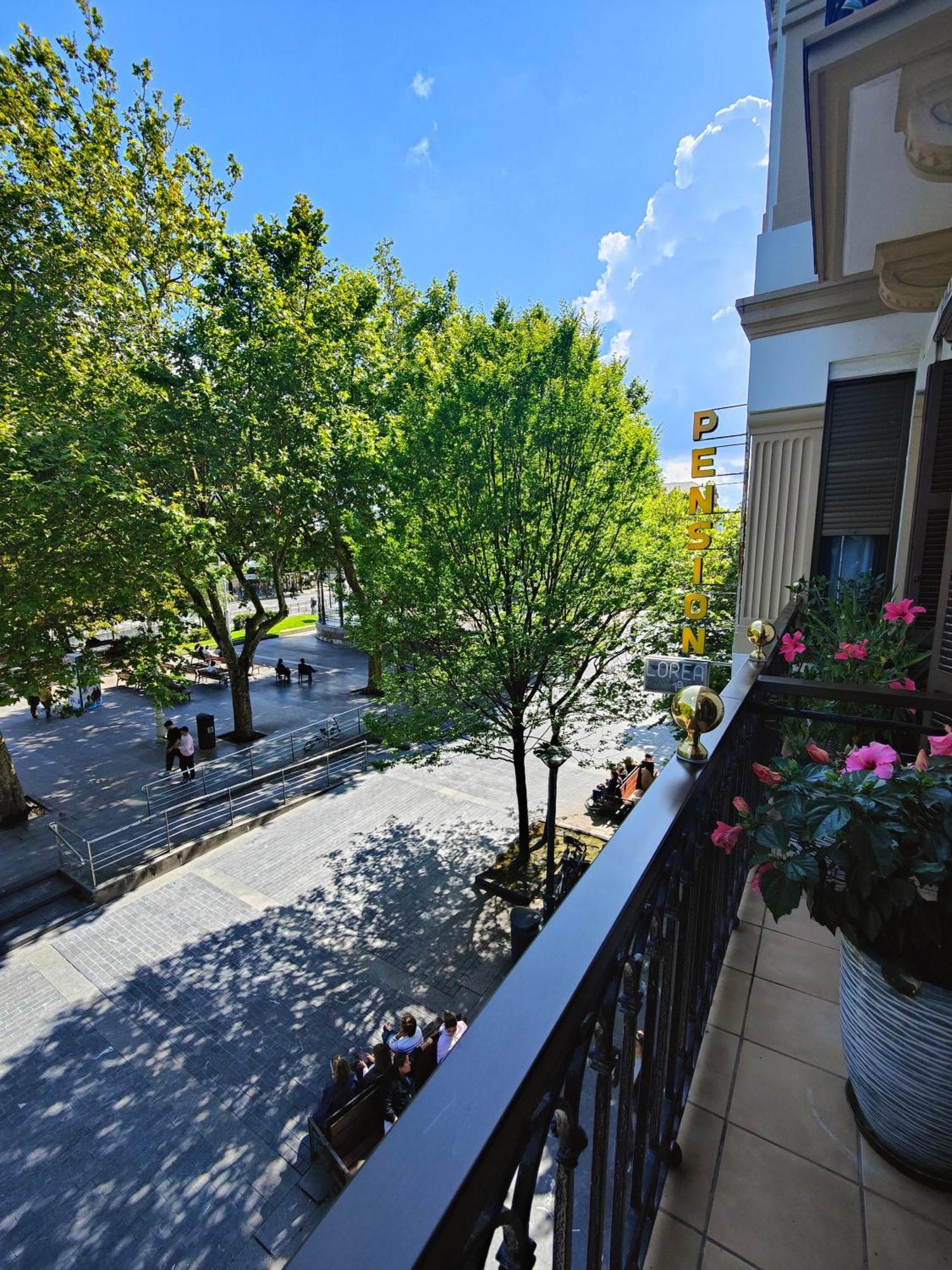 Pension Lorea San Sebastián Dış mekan fotoğraf